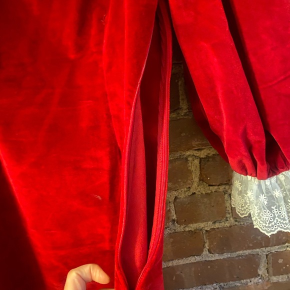 Doen Heirloom Franique Red Velvet Dress XXS - Picture 4 of 4